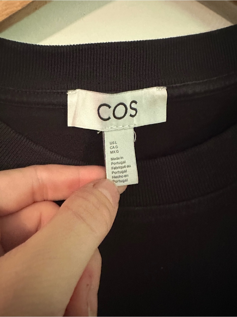 COS boxy tee black large - Picture 3 of 5